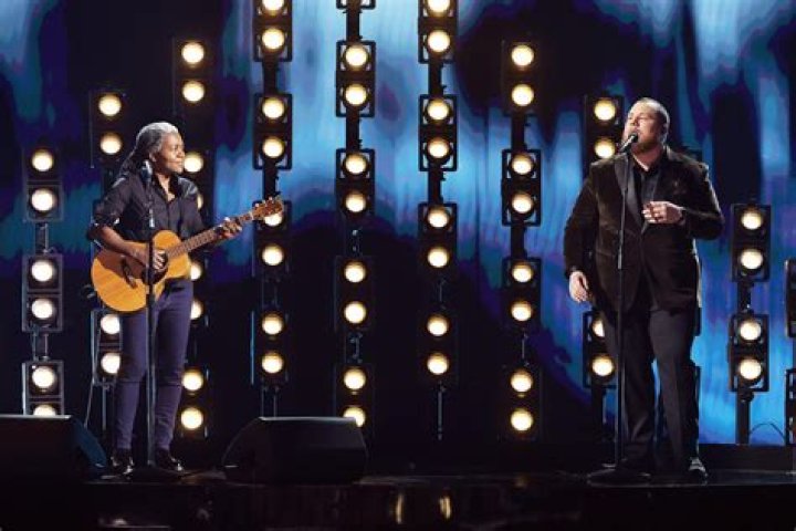 Best Tracy Chapman's Partnerships | Celebrated Collaborations
