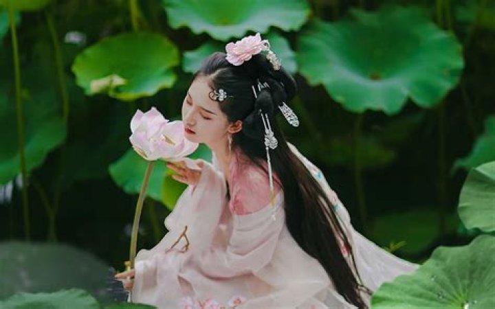 Chinese Flowers: Beauty And Significance In Chinese Culture