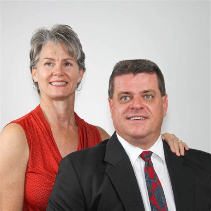 David Blake Pewaukee: Trusted Local Guide For All Your Real Estate Needs