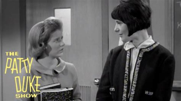 How Tall Is Patty Duke? Find Out The Exact Height Of Patty Duke
