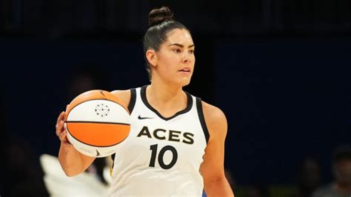 Kelsey Plum: Making Waves In Women's College Basketball