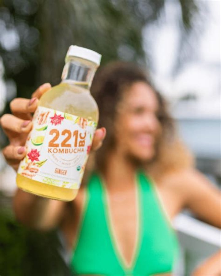 National Kombucha Day: A Bubbly Celebration Of The Healthiest Tea