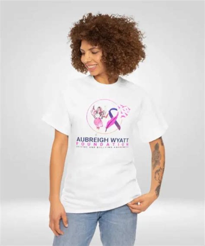 Official Aubreigh Wyatt Shirts: Elevate Your Wardrobe