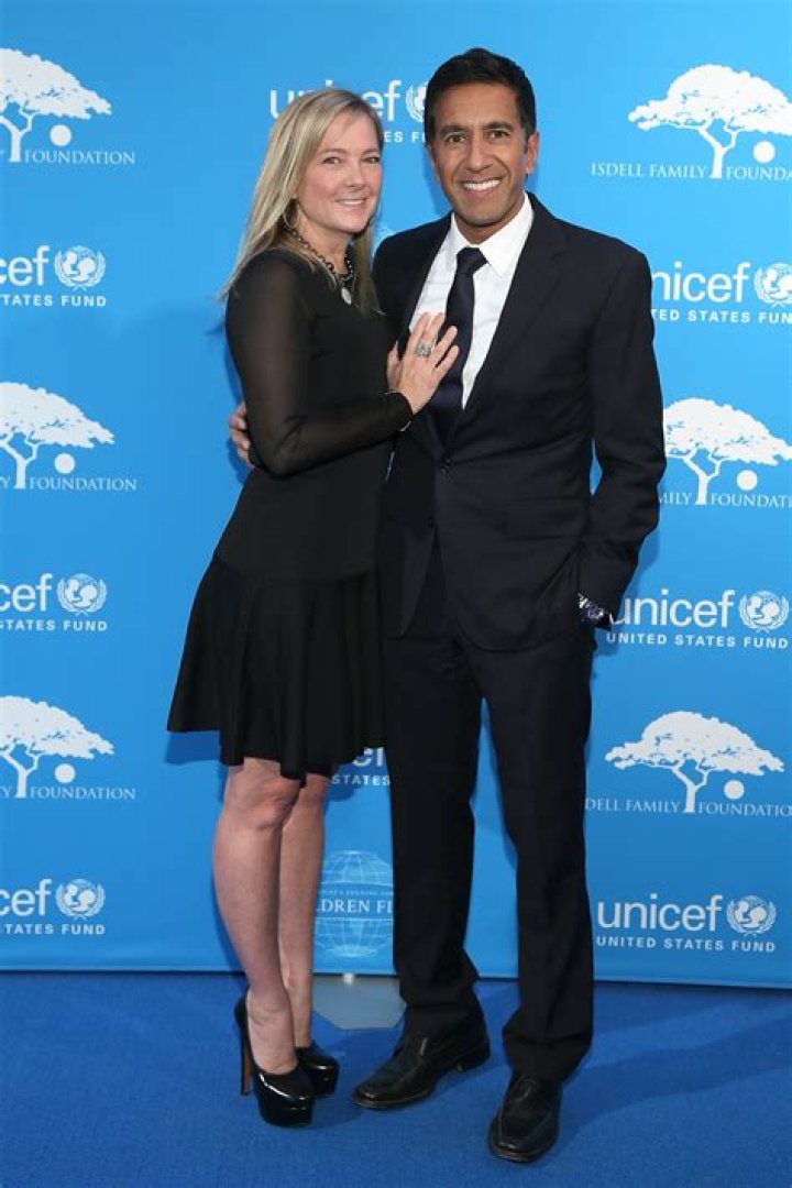 Sanjay Gupta's Wife's Health Battles: A Look At Her Resilience